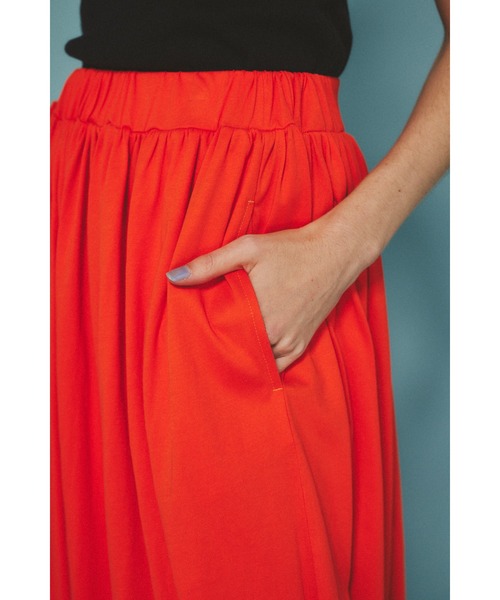 HeRIN.CYE(ヘリンドットサイ)の「Cut flare skirt カットフレアスカート(スカート・レディース・ブラック/ブルー/オレンジ・FREE)」の19枚目の写真