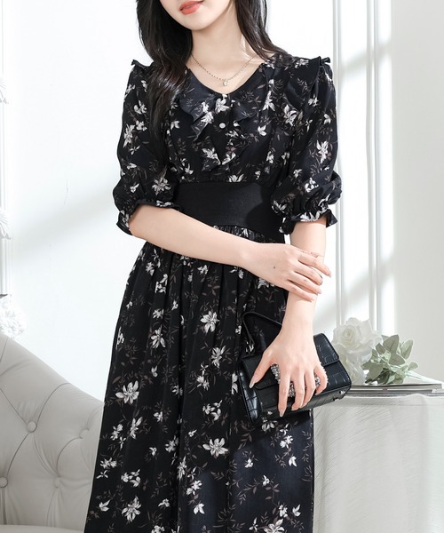 Lace Ladies(レースレディース)の「フラワー プリント Vネック フリル ワンピース(ワンピース・レディース・ラベンダー/ブラック/アイボリー・FREE/S)」の2枚目の写真