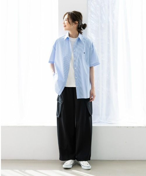 Champion（チャンピオン）の「＜champion/UNDOVE＞【UVカット/吸水速乾/ストレッチ/チャンピオン/低身長さん用サイズ有/スポーティ/ハイウエストパンツ/カーゴパンツ/カジュアルパンツ/裾ドロスト付】カーゴパンツ（その他パンツ・レディース・ブラック/カーキ・MEDIUM/SMALL/X-LARGE/LARGE）」の2枚目の写真