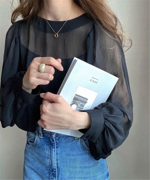 Miniministore(ミニミニストア)の「ブラウス ゆったり 長袖トップス 透け感(シャツ/ブラウス・レディース・ピンクベージュ/ピンク・FREE)」の3枚目の写真
