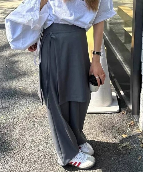 DAY CLOSET(デイ クローゼット)の「レディース 韓国っぽY2Kワイドスラックス+ラップスカート 2t点セット(その他パンツ・レディース・ブラック/グレー・S/M/L)」の5枚目の写真