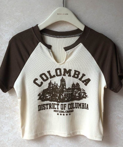 maison de LATIR(メゾンドラティール)の「バイカラーロゴプリントクロップトップス(Tシャツ/カットソー・レディース・ブラック/ブラウン・FREE)」の10枚目の写真