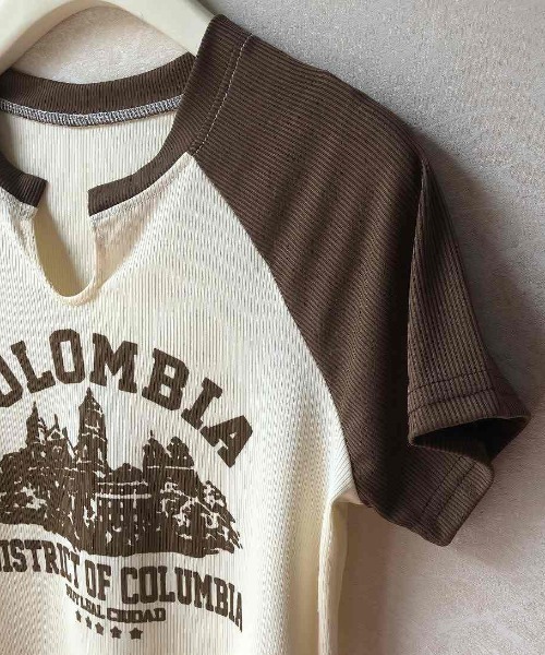 maison de LATIR(メゾンドラティール)の「バイカラーロゴプリントクロップトップス(Tシャツ/カットソー・レディース・ブラック/ブラウン・FREE)」の14枚目の写真