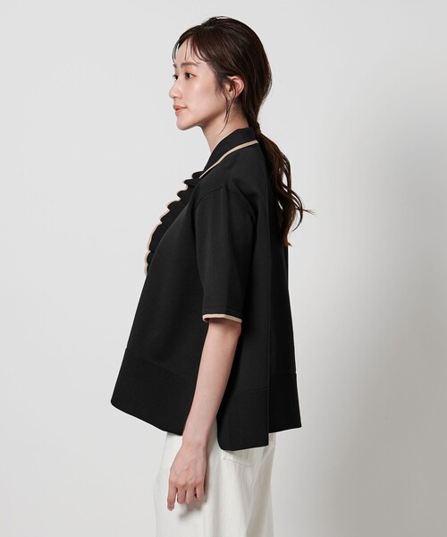 美品　ユナイテッドアローズ　ミニマルフリル ニット 5SL UNITED ARROWS（ユナイテッドアローズ）の「ミニマルフリル