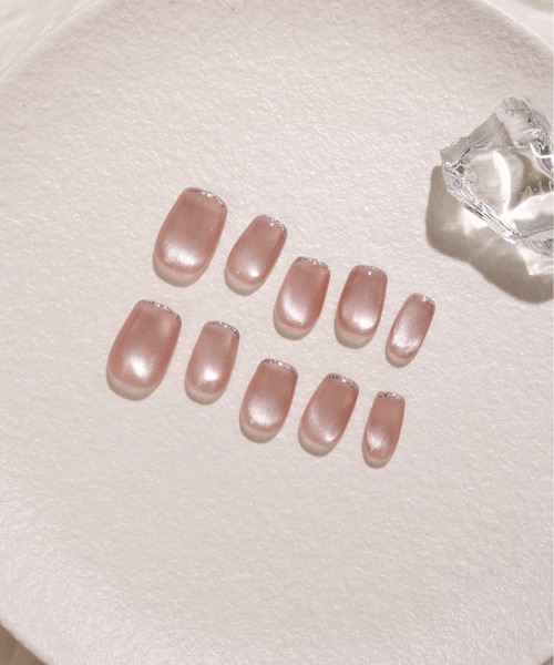 Anail（エーネイル）の「3D水光ネイルピンクシンプルワンカラーマグネットシルバーラメラインショートスクエアネイルチップ（ネイルシール/ネイルチップ・レディース・ナチュラル・SMALL/MEDIUM/LARGE）」の7枚目の写真
