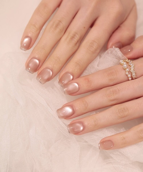 Anail（エーネイル）の「3D水光ネイルピンクシンプルワンカラーマグネットシルバーラメラインショートスクエアネイルチップ（ネイルシール/ネイルチップ・レディース・ナチュラル・SMALL/MEDIUM/LARGE）」の8枚目の写真