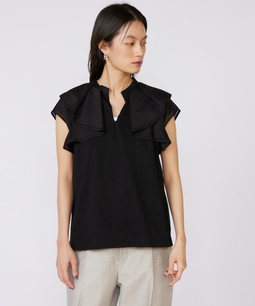 INED（イネド）の「ラッフルカラードッキングプルオーバー（Tシャツ/カットソー・レディース・ホワイト/ブラック/モカ・9号/11号）」の10枚目の写真