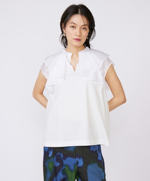 INED（イネド）の「ラッフルカラードッキングプルオーバー（Tシャツ/カットソー・レディース・ホワイト/ブラック/モカ・9号/11号）」の11枚目の写真