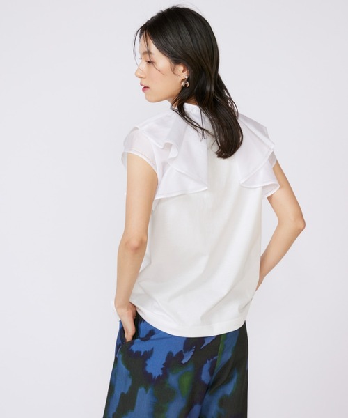 INED（イネド）の「ラッフルカラードッキングプルオーバー（Tシャツ/カットソー・レディース・ホワイト/ブラック/モカ・9号/11号）」の13枚目の写真