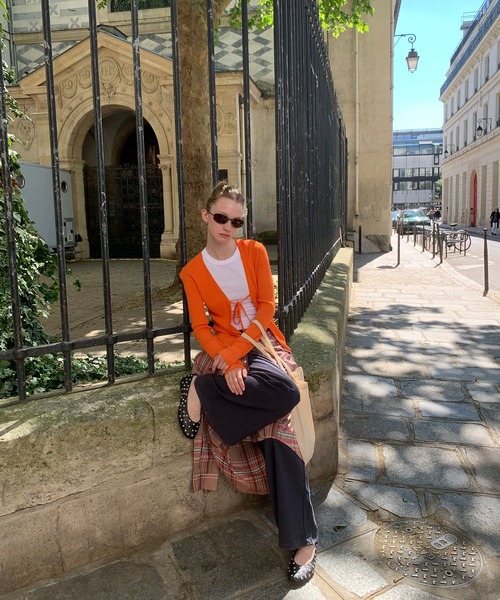 chuclla（チュクラ）の「【LONSLAN】フロントリボン リブカーデ CHLONW25a001（カーディガン/ボレロ・レディース・ブルー/ホワイト/オレンジ/ブラック/グレー・M）」の11枚目の写真