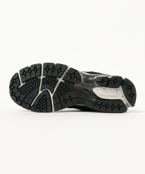 NEW BALANCE(ニューバランス)の「New Balance / U2002RC(スニーカー・メンズ・ブラック・26.5cm/27.0cm/27.5cm/28.0cm/28.5cm/26.0cm)」の4枚目の写真