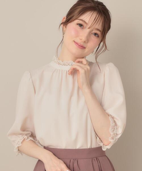 couture brooch（クチュールブローチ）の「【華やか・大人可愛い・5分袖】エンブロレース前後2WAYブラウス（シャツ/ブラウス・レディース・ブラック/アイボリー/ブラウン系その他・40/38/42/36）」の2枚目の写真