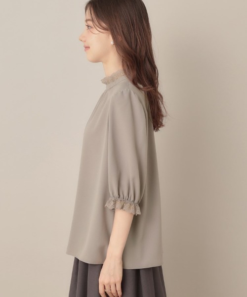 couture brooch（クチュールブローチ）の「【華やか・大人可愛い・5分袖】エンブロレース前後2WAYブラウス（シャツ/ブラウス・レディース・ブラック/アイボリー/ブラウン系その他・40/38/42/36）」の5枚目の写真