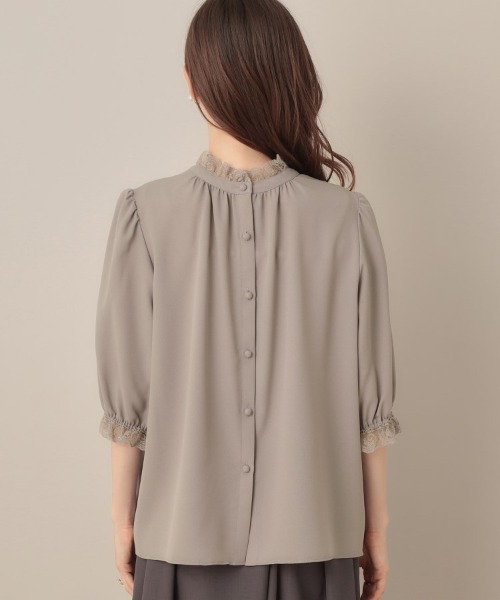couture brooch（クチュールブローチ）の「【華やか・大人可愛い・5分袖】エンブロレース前後2WAYブラウス（シャツ/ブラウス・レディース・ブラック/アイボリー/ブラウン系その他・40/38/42/36）」の6枚目の写真