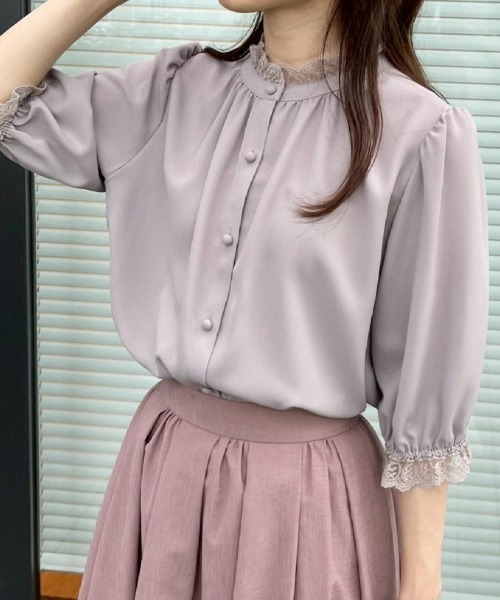 couture brooch（クチュールブローチ）の「【華やか・大人可愛い・5分袖】エンブロレース前後2WAYブラウス（シャツ/ブラウス・レディース・ブラック/アイボリー/ブラウン系その他・40/38/42/36）」の15枚目の写真