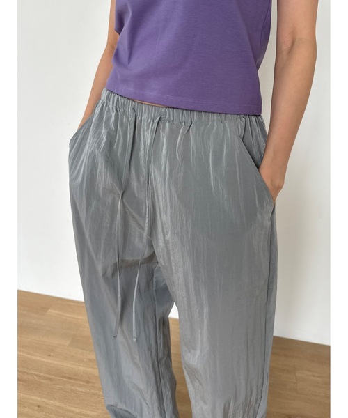 Didot.showroom（ディドット ショールーム）の「【DIDOT.】チュービーナイロンパンツ（その他パンツ・レディース・グレー/レッド/ブラック・FREE）」の11枚目の写真