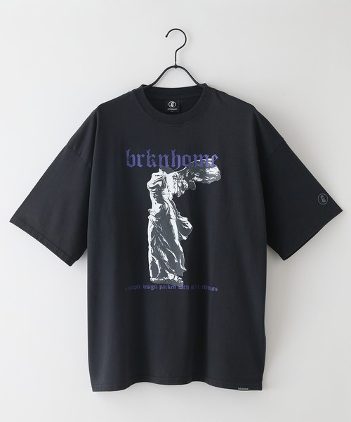 brknhome(ブロークンホーム)の「【brknhome/ブロークンホーム】アーティスティック オーバーサイズ プリントTシャツ(Tシャツ/カットソー・メンズ・ホワイト/ブラック・MEDIUM/LARGE)」の4枚目の写真