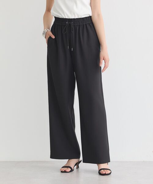 earth music&ecology(アースミュージックアンドエコロジー)の「リラックスワイドパンツ(その他パンツ・レディース・ブラック/キャメル/グレイッシュベージュ・S/M)」の6枚目の写真