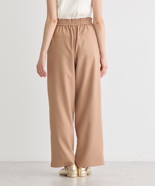 earth music&ecology(アースミュージックアンドエコロジー)の「リラックスワイドパンツ(その他パンツ・レディース・ブラック/キャメル/グレイッシュベージュ・S/M)」の11枚目の写真