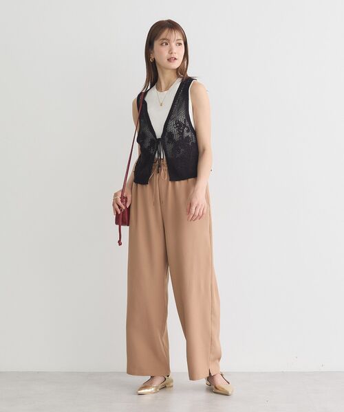 earth music&ecology(アースミュージックアンドエコロジー)の「リラックスワイドパンツ(その他パンツ・レディース・ブラック/キャメル/グレイッシュベージュ・S/M)」の12枚目の写真