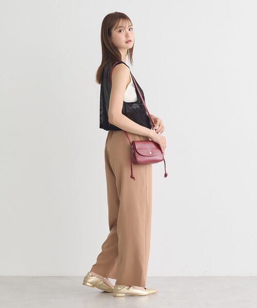 earth music&ecology(アースミュージックアンドエコロジー)の「リラックスワイドパンツ(その他パンツ・レディース・ブラック/キャメル/グレイッシュベージュ・S/M)」の14枚目の写真