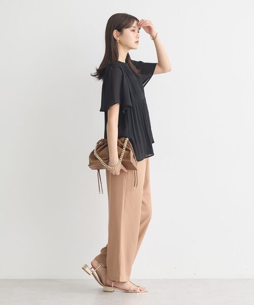 earth music&ecology(アースミュージックアンドエコロジー)の「リラックスワイドパンツ(その他パンツ・レディース・ブラック/キャメル/グレイッシュベージュ・S/M)」の17枚目の写真