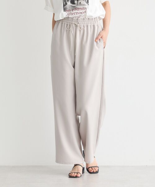 earth music&ecology(アースミュージックアンドエコロジー)の「リラックスワイドパンツ(その他パンツ・レディース・ブラック/キャメル/グレイッシュベージュ・S/M)」の3枚目の写真