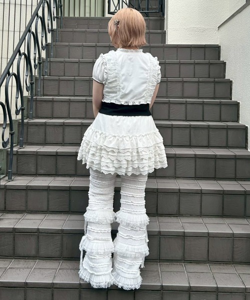 Candy Stripper（キャンディストリッパー）の「LACE FRILL POCKET ベスト（ベスト・レディース・オフホワイト/グレー/ブラック・FREE）」の12枚目の写真