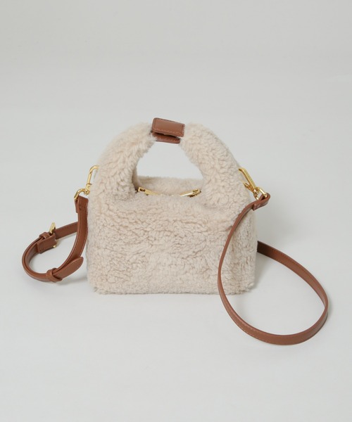 NANO universe(ナノユニバース)の「SINBONO/Vienna エコファークロスボディバッグ(ショルダーバッグ・レディース・クリーム・FREE)」の1枚目の写真