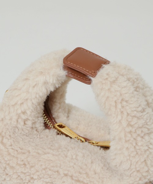 NANO universe(ナノユニバース)の「SINBONO/Vienna エコファークロスボディバッグ(ショルダーバッグ・レディース・クリーム・FREE)」の10枚目の写真