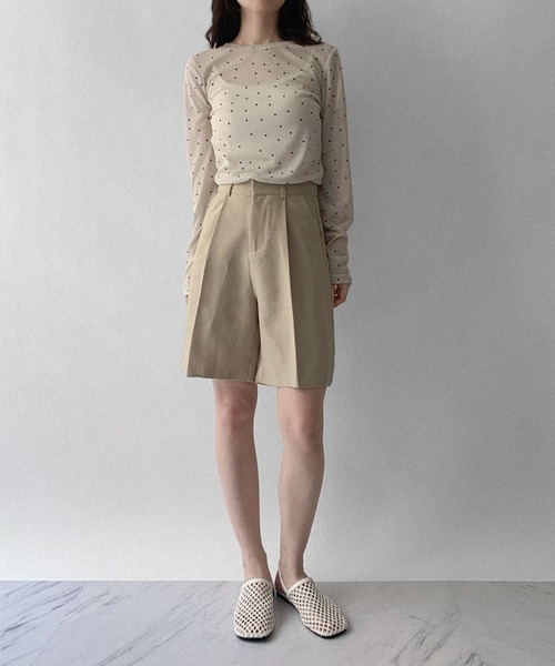 on:nue（オンニュ）の「【on:nue】[お気に入り登録数14,000突破！][着用動画あり！/大人ドットシリーズ 長袖登場！] シアードットロングスリーブカットソー（Tシャツ/カットソー・レディース・アイボリー/グレー・FREE）」の17枚目の写真