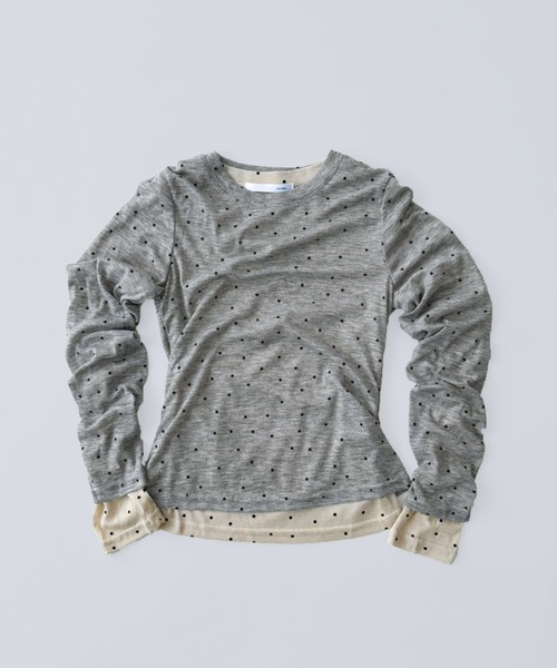 on:nue（オンニュ）の「【on:nue】[お気に入り登録数14,000突破！][着用動画あり！/大人ドットシリーズ 長袖登場！] シアードットロングスリーブカットソー（Tシャツ/カットソー・レディース・アイボリー/グレー・FREE）」の4枚目の写真