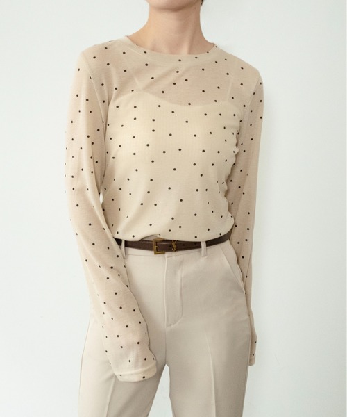 on:nue（オンニュ）の「【on:nue】[お気に入り登録数20,000突破！][着用動画あり！/大人ドットシリーズ 長袖登場！] シアードットロングスリーブカットソー（Tシャツ/カットソー・レディース・アイボリー/グレー・FREE）」の22枚目の写真