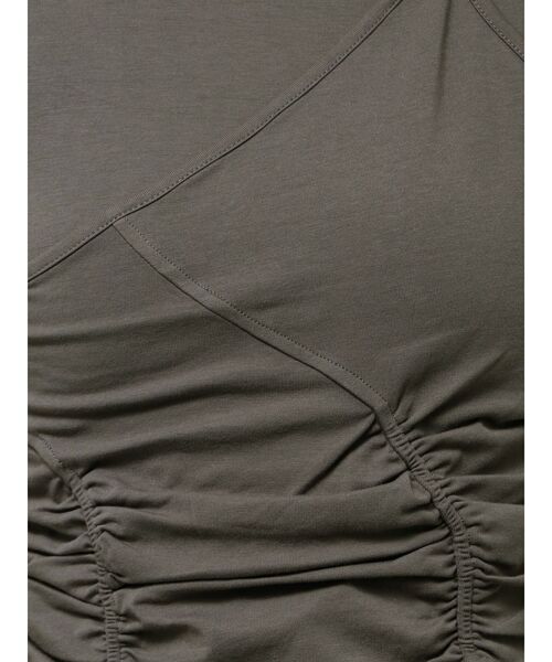 EMODA（エモダ）の「アシンメトリーギャザーレイヤートップ（Tシャツ/カットソー・レディース・レッド/ホワイト/グレー/ブラック・FREE）」の7枚目の写真