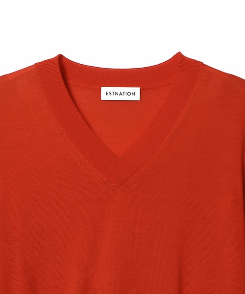ESTNATION（エストネーション）の「ESTNATION / ウォッシャブルウール Vネック ニット（ニット/セーター・レディース・ネイビー/レッド/キャメル・FREE）」の6枚目の写真