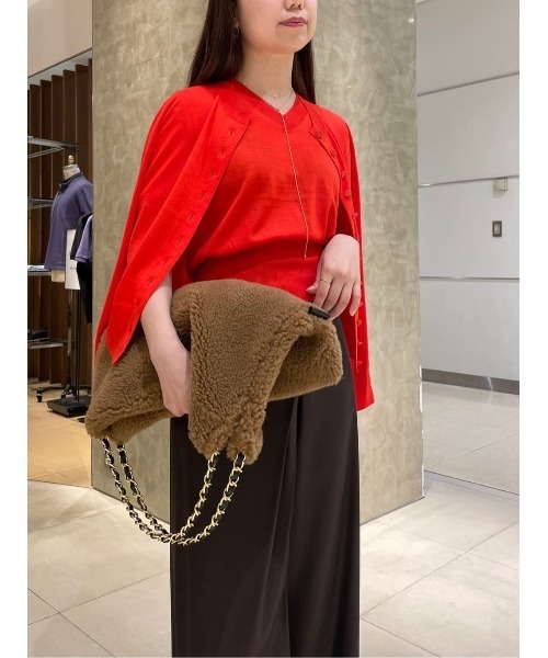 ESTNATION（エストネーション）の「ESTNATION / ウォッシャブルウール Vネック ニット（ニット/セーター・レディース・ネイビー/レッド/キャメル・FREE）」の15枚目の写真