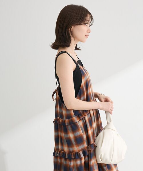 Petit fleur（プチフルール）の「・Petit Fleur オンブレーチェックキャミワンピ（ワンピース・レディース・ブラウン/ブラック/ネイビー・FREE）」の9枚目の写真