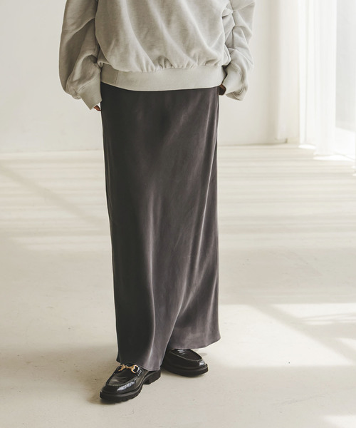 Noble（ノーブル）の「《追加3》キュプラナローAラインスカート（スカート・レディース・ライトグレー/ホワイト/チャコールグレー・FREE）」の2枚目の写真