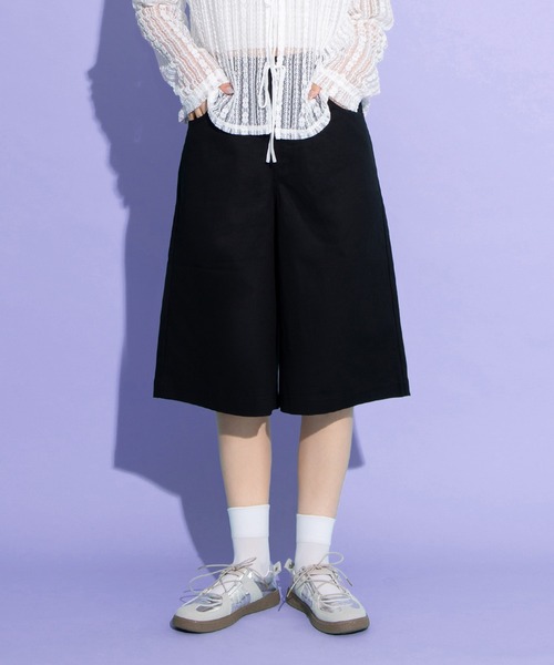 PUNYUS（プニュズ）の「スケーターハーフパンツ（その他パンツ・レディース・ベージュ/レッド/ブラック・1/2/3/4）」の2枚目の写真