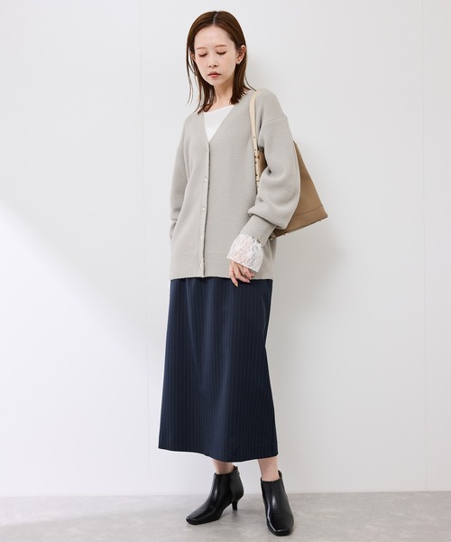 ROPE' PICNIC(ロペピクニック)の「【新色追加】スフレニットシリーズ 変形メタルボタンミドル丈カーディガン/イージーケア・リンクコーデ(カーディガン/ボレロ・レディース・ライトグレー/ダークブラウン/レッド/ブルー/キナリ/ピンク系その他2/ベージュ/ラベンダー/クリーム/ブラック・FREE)」の12枚目の写真