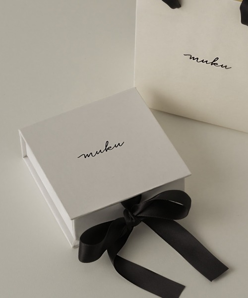muku(ムク)の「GIFT BOX/with shopper(ラッピングキット・レディース・ホワイト×ブラック・FREE)」の6枚目の写真