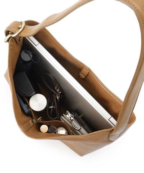 TOFF&LOADSTONE（トフアンドロードストーン）の「エイト ゴート（ハンドバッグ・レディース・ホワイト系/ブラック/チョコ・00）」の14枚目の写真