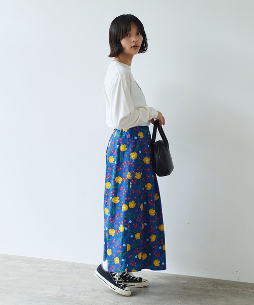 bulle de savon（ビュルデサボン）の「《early spring》クロッカス アップリケ ロンT（Tシャツ/カットソー・レディース・ホワイト/ブルー・FREE）」の10枚目の写真
