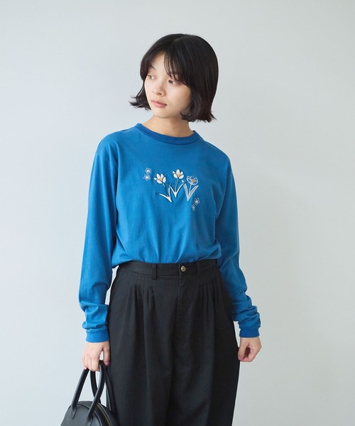 bulle de savon（ビュルデサボン）の「《early spring》クロッカス アップリケ ロンT（Tシャツ/カットソー・レディース・ホワイト/ブルー・FREE）」の11枚目の写真