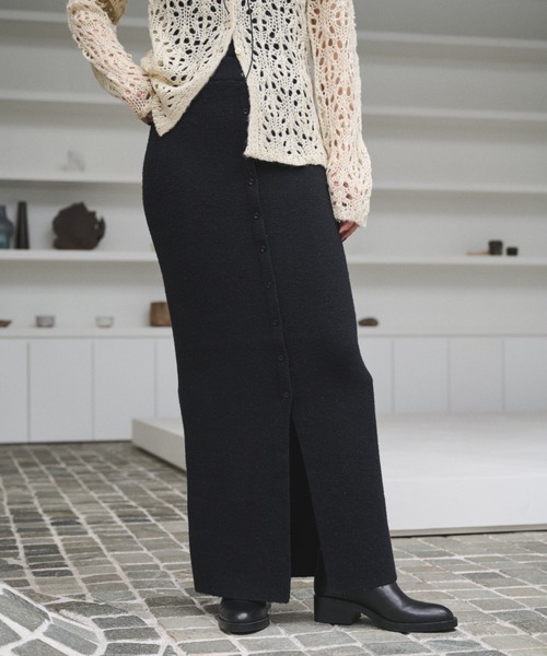 AIC.（エーアイシー）の「2WAYアルパカタッチニットロングスカート/ワンピース（スカート・レディース・グレー/ブラック・MT/MEDIUM）」の4枚目の写真