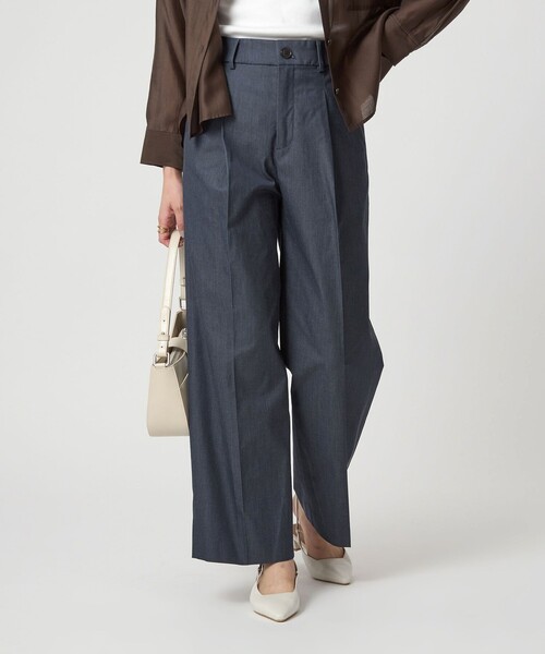 green label relaxing（グリーンレーベルリラクシング）の「［size SHORT/TALLあり］キチントボトムス カバー ワイド パンツ シャンブレー（スラックス・レディース・その他1・SHORT/36/TALL/38/40）」の2枚目の写真
