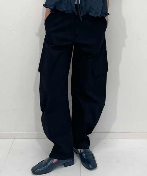 ZOZOMARKET(ゾゾマーケット)の「ZOZOMARKET by tomoka - バレルレッグツイストカーゴ(カーゴパンツ・レディース・ブラック・マルチサイズ)」の19枚目の写真