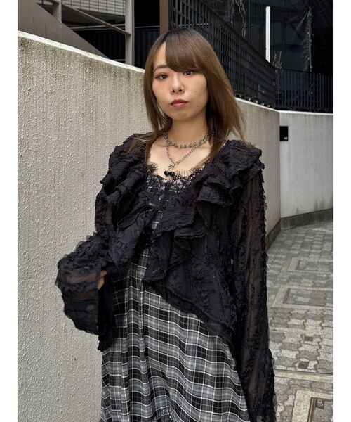 jouetie（ジュエティ）の「ラッフルフリルレースブラウス（シャツ/ブラウス・レディース・アイボリー/ブラック・MEDIUM）」の4枚目の写真