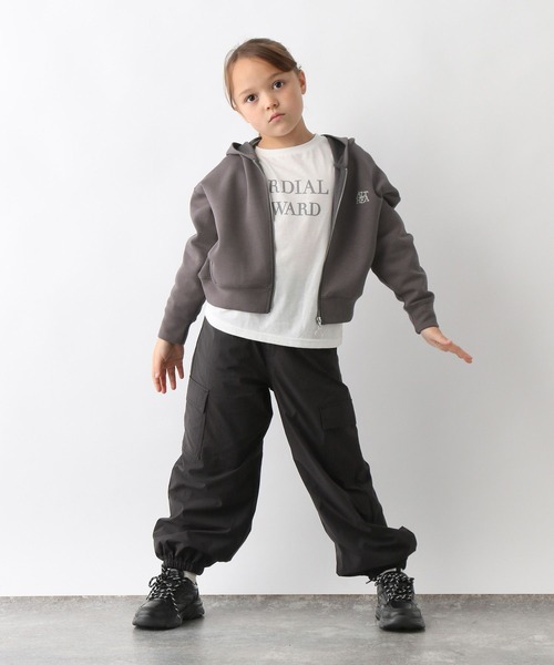 GLOBAL WORK（グローバルワーク）の「ダンボールショートZIPパーカー/587892（パーカー・キッズ・チャコールグレー/アイボリー・130cm/140cm/150cm/160cm）」の14枚目の写真