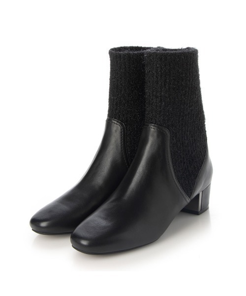Mode et Jacomo(モードエジャコモ)の「リブニットソックスショートブーツ(ブーツ・レディース・ブラック・23cm)」の1枚目の写真